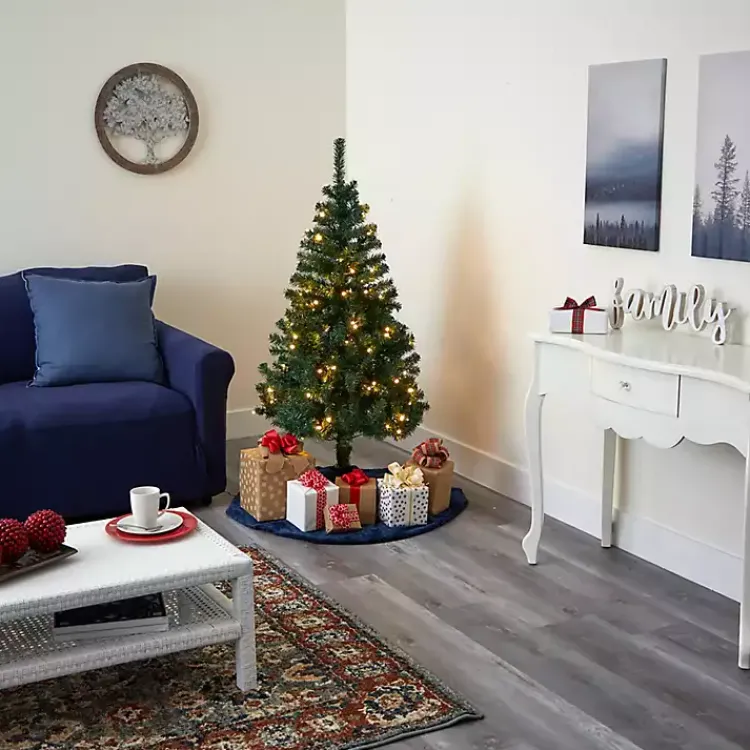 Christmas Trees>Kirklands Home 4 ft. Pre-Lit Northern Pine Christmas Tree