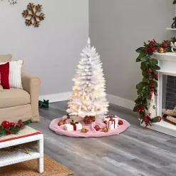 Christmas Trees><noscript><img width=