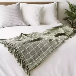 Blankets & Throws><noscript><img width=