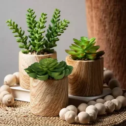 Arrangements & Greenery><noscript><img width=