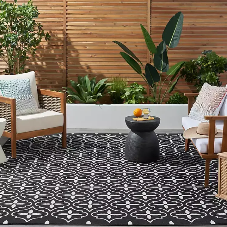 Kirklands Home Black & Ivory Quatrefoil Indoor/Outdoor Rug, 5x7 Clearance