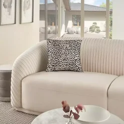 Pillows><noscript><img width=