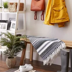Blankets & Throws><noscript><img width=