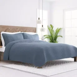 Kirklands Home Floral Stitch 3-pc. King Quilt Set Blue