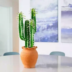 Arrangements & Greenery><noscript><img width=