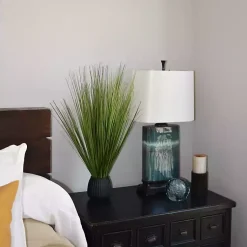 Arrangements & Greenery><noscript><img width=