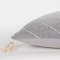 Pillows><noscript><img width=