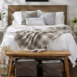 Blankets & Throws><noscript><img width=