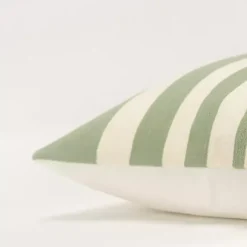 Pillows><noscript><img width=