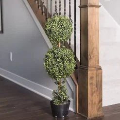 Trees & Topiaries><noscript><img width=