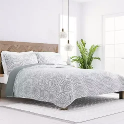 Kirklands Home Green Scalloped Reversible 3-pc. Queen Quilt Set Clearance