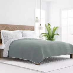 Kirklands Home Green Scalloped Reversible 3-pc. Queen Quilt Set Clearance