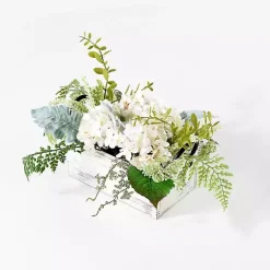 Arrangements & Greenery><noscript><img width=
