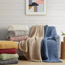 Blankets & Throws><noscript><img width=
