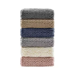 Blankets & Throws><noscript><img width=