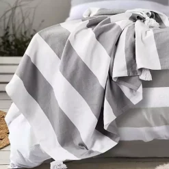 Blankets & Throws><noscript><img width=