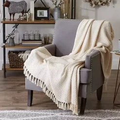 Blankets & Throws><noscript><img width=