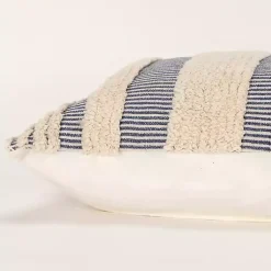 Pillows><noscript><img width=