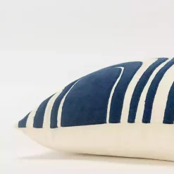 Pillows><noscript><img width=