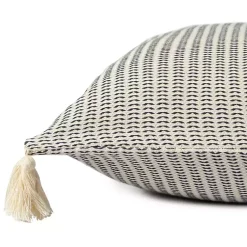 Pillows><noscript><img width=