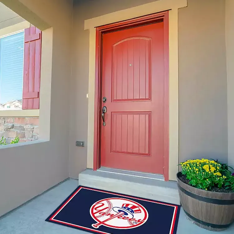 Kirklands Home New York Yankees Spirit Rug, 3x4 Online