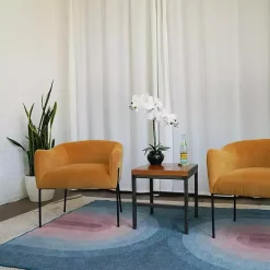 Arrangements & Greenery><noscript><img width=