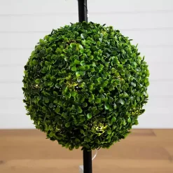 Trees & Topiaries><noscript><img width=