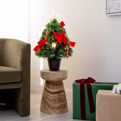 Christmas Arrangements & Garland><noscript><img width=