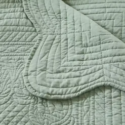 Blankets & Throws><noscript><img width=