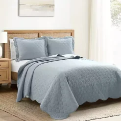 Kirklands Home White and Blue Scallop 3-pc. Full/Queen Quilt Set New