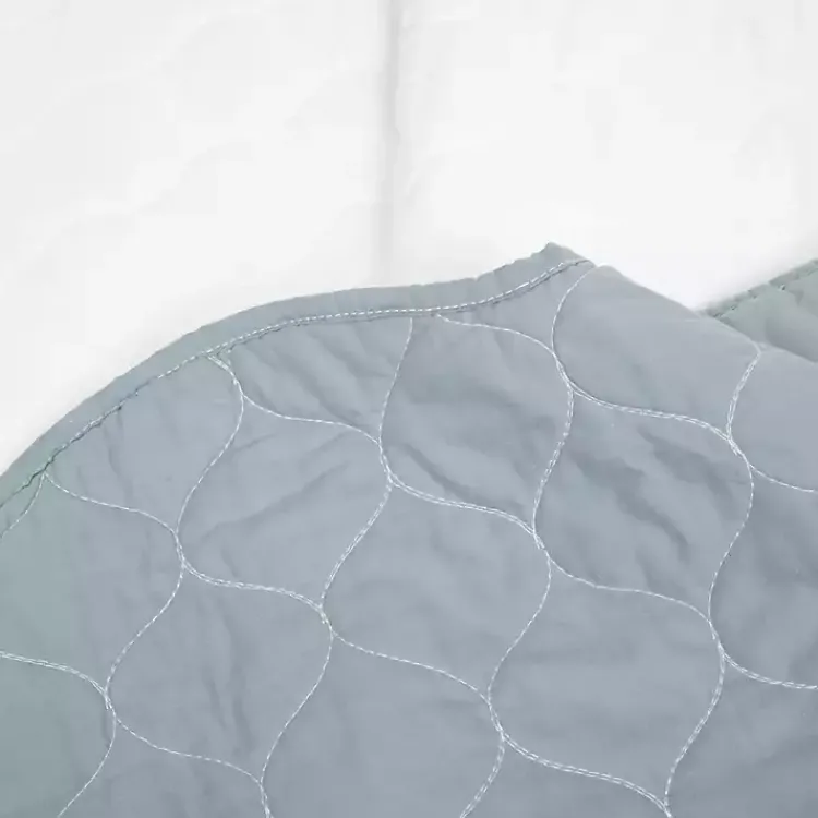 Kirklands Home White and Blue Scallop 3-pc. Full/Queen Quilt Set New