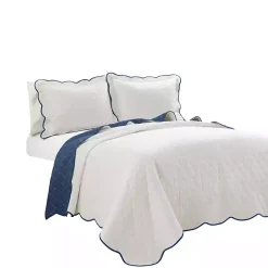Kirklands Home White and Navy Scallop 3-pc. Full/Queen Quilt Set Hot