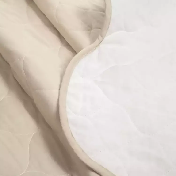 Kirklands Home White and Tan Scallop 3-pc. Full/Queen Quilt Set Sale