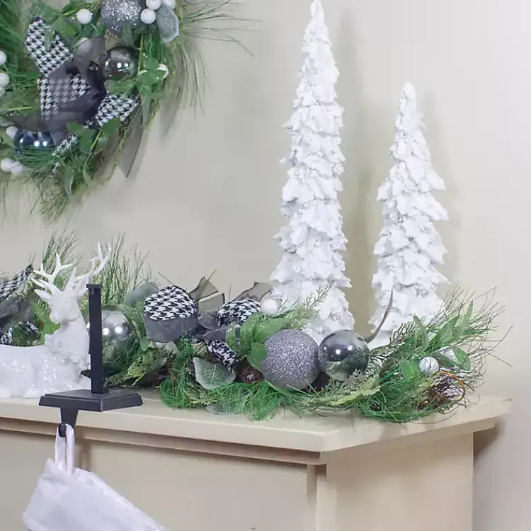 Arrangements & Greenery>Kirklands Home White Berries & Houndstooth Bows Christmas Garland