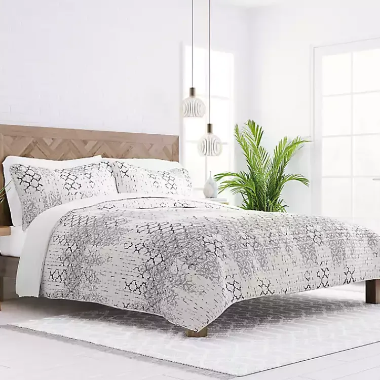 Kirklands Home White Trellis Reversible 2-pc. Twin Quilt Set Best